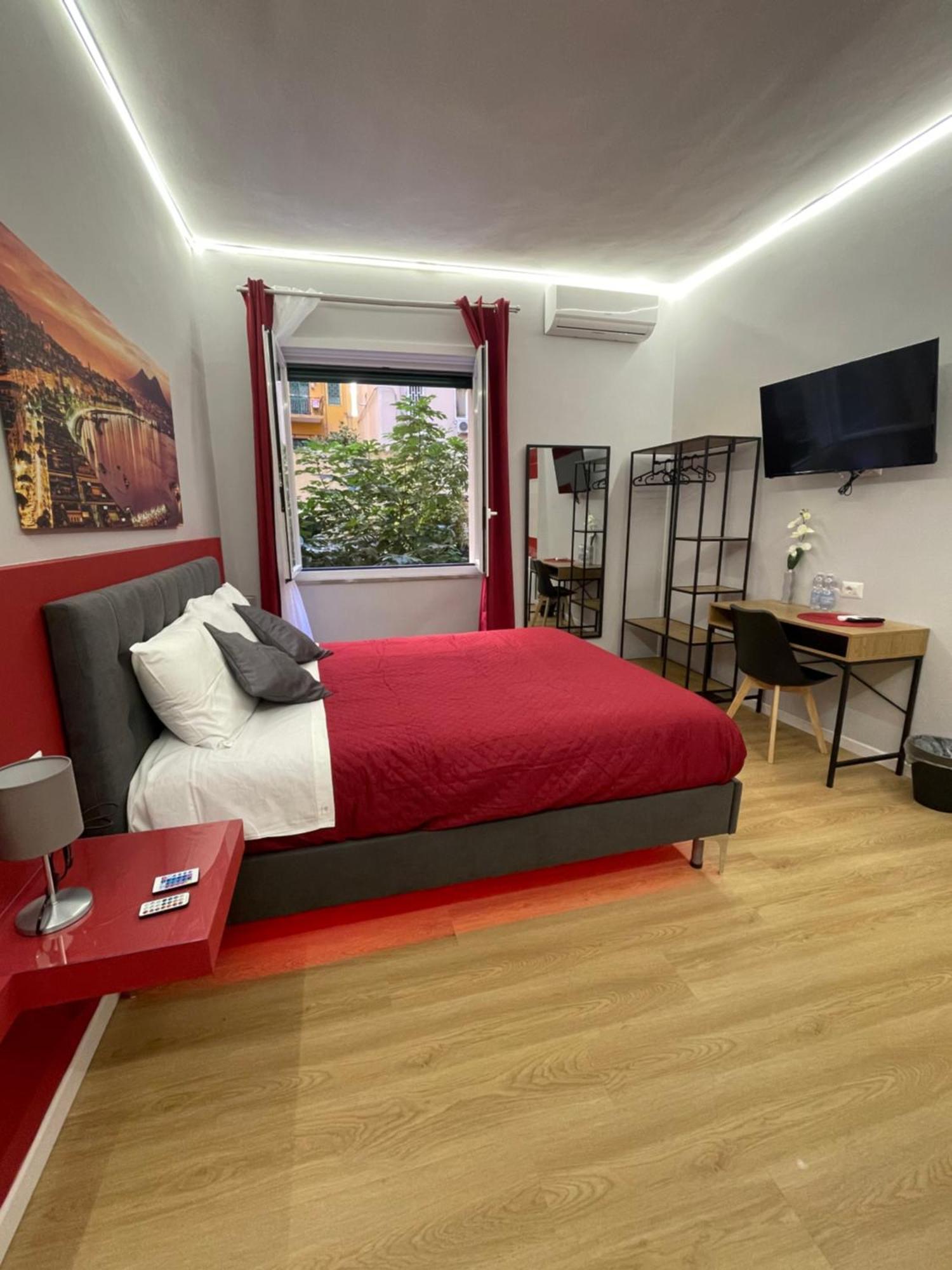 Vomero And Deluxe Bed & Breakfast